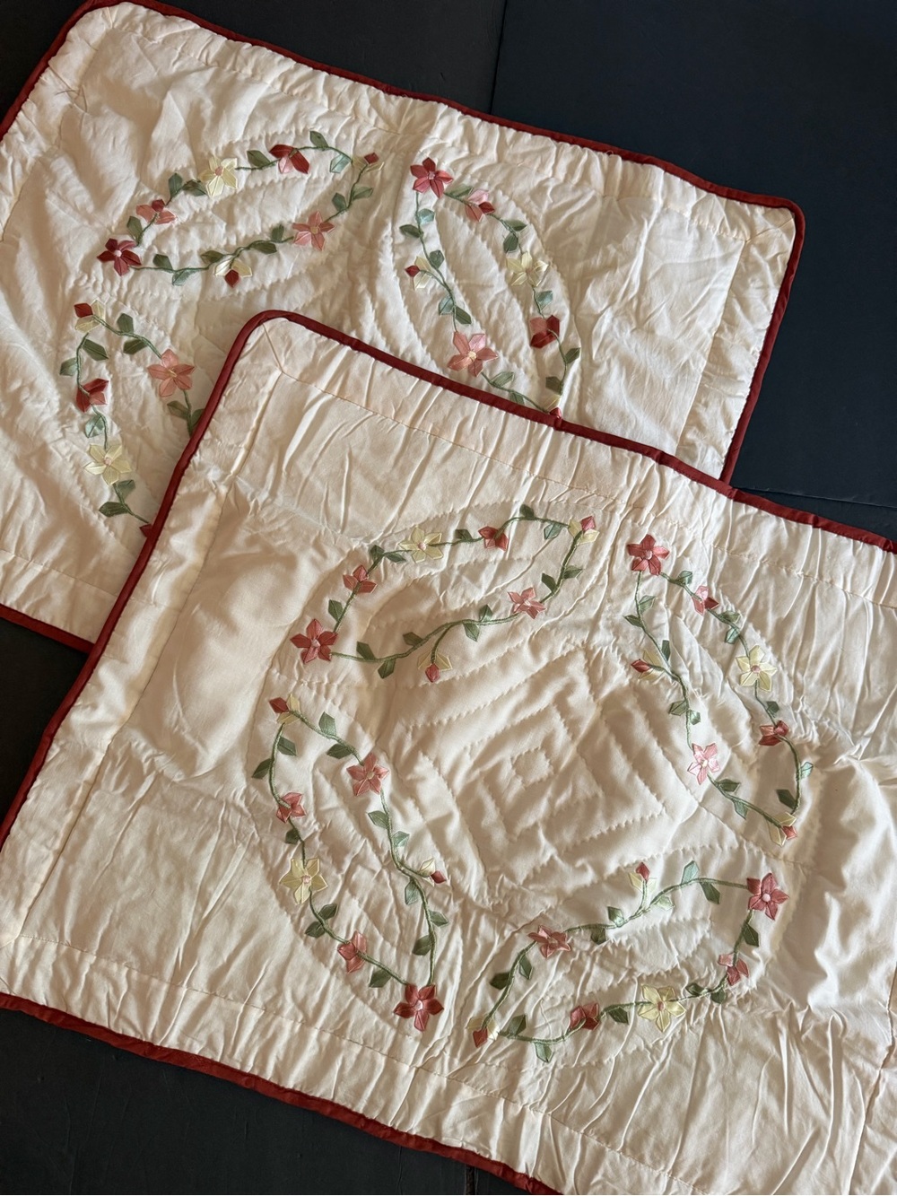 New American Traditions Cream Quilted Abigail Ribbon Pillow Sham 20x26” Country